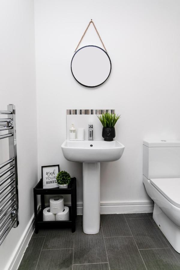 Fab 2Bedroom Apartment- Free Parking, 5Mins From City Centre, Portland Rd Ne2 1Dj Newcastle upon Tyne Buitenkant foto