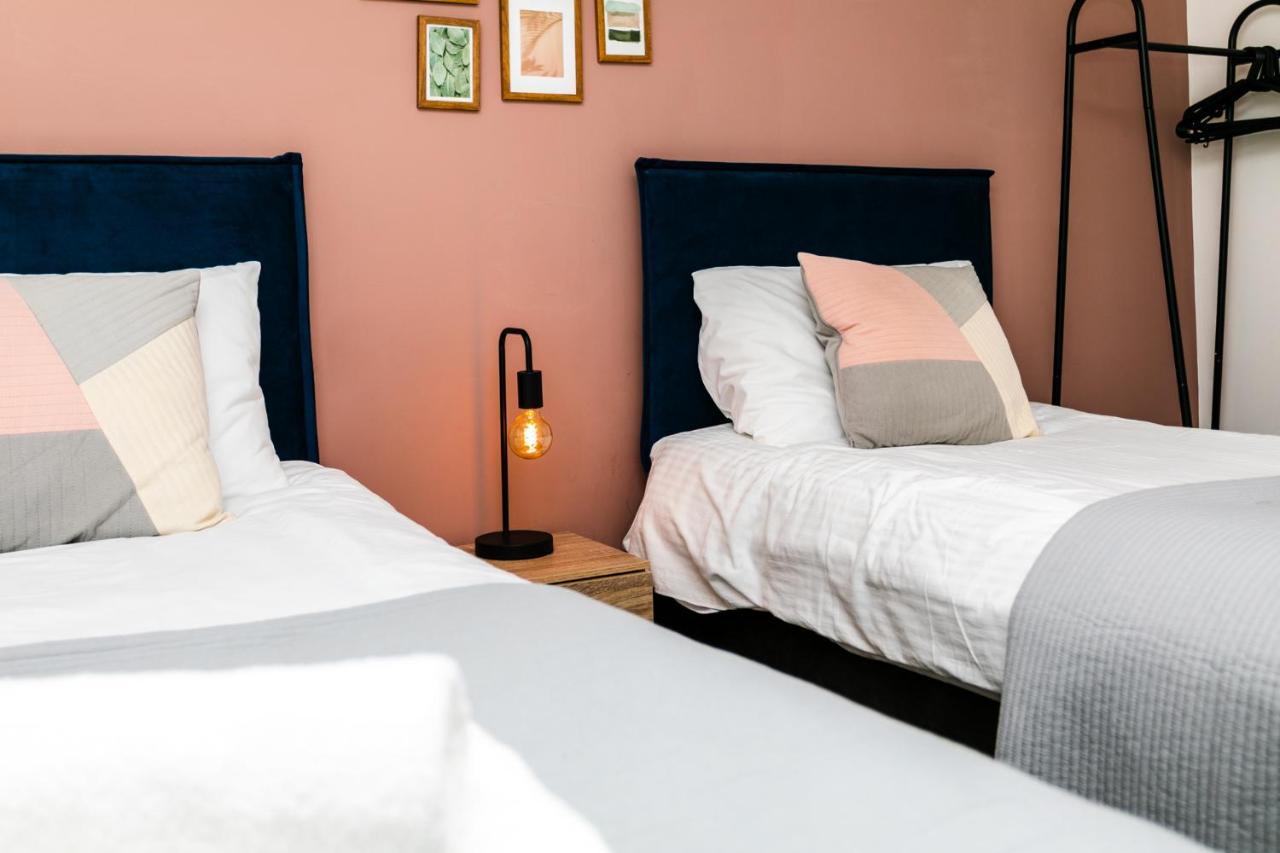 Fab 2Bedroom Apartment- Free Parking, 5Mins From City Centre, Portland Rd Ne2 1Dj Newcastle upon Tyne Buitenkant foto